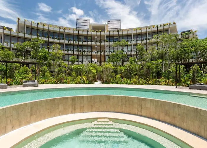 Temple Loft Rooftop Infinity Selva
